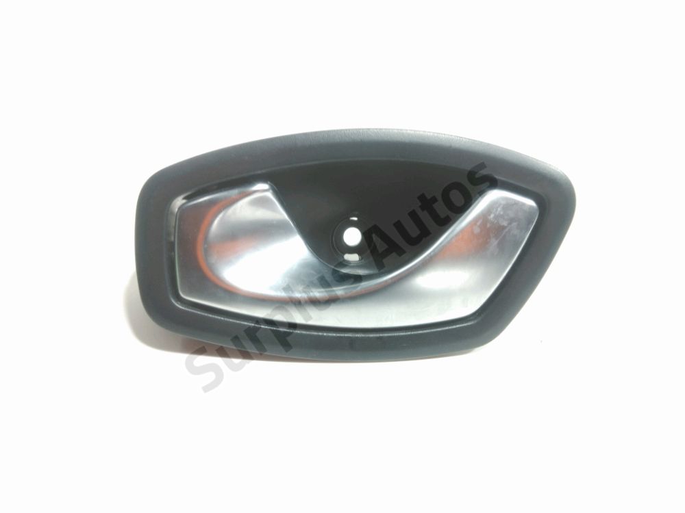 Poignée intérieure porte avant gauche