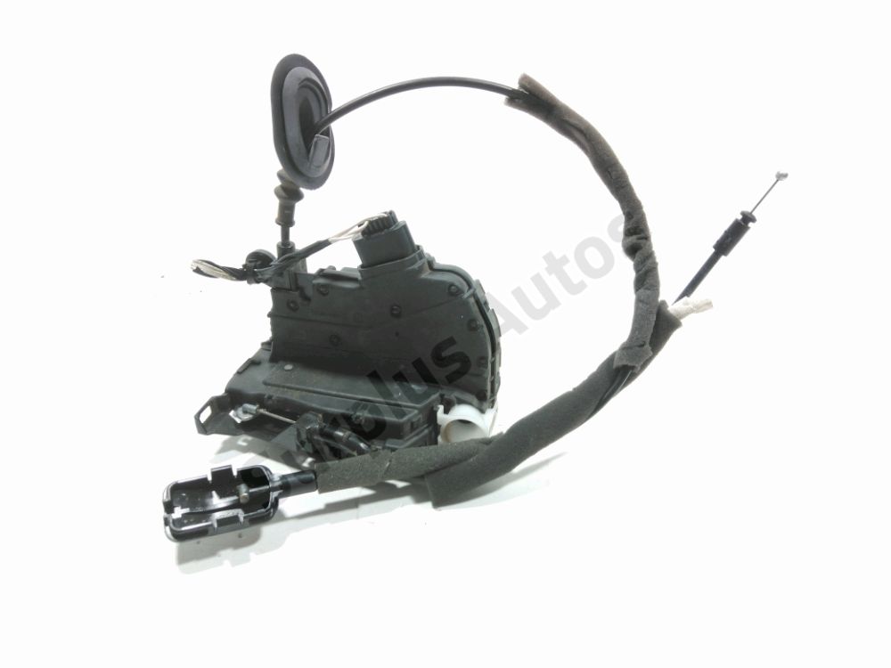 Serrure de porte avant gauche