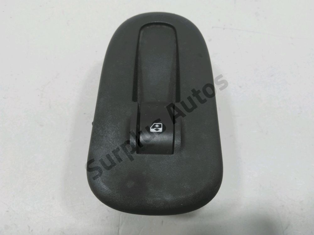 Commande leve-vitre avant droit