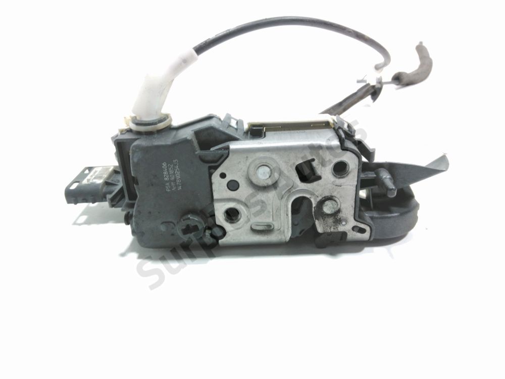 Serrure de porte avant gauche