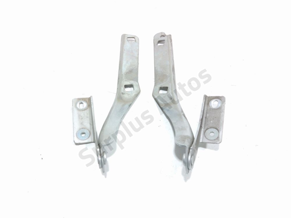 Jeu de charnières de capot