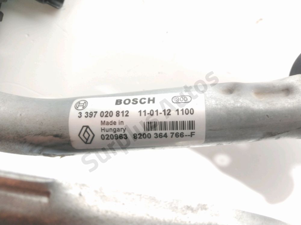 Mécanisme + moteur d'essuie glace avant