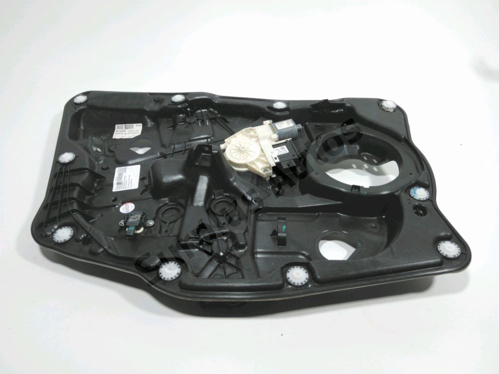 Leve-vitre electrique avant gauche