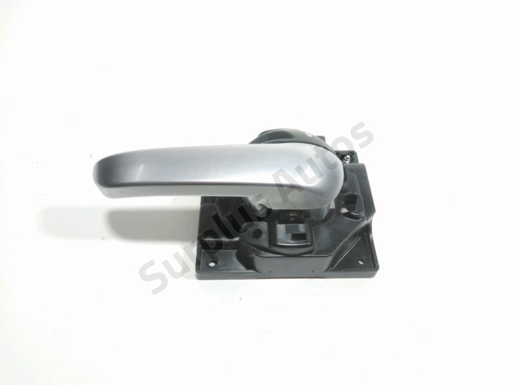 Poignee interieure porte avant droite