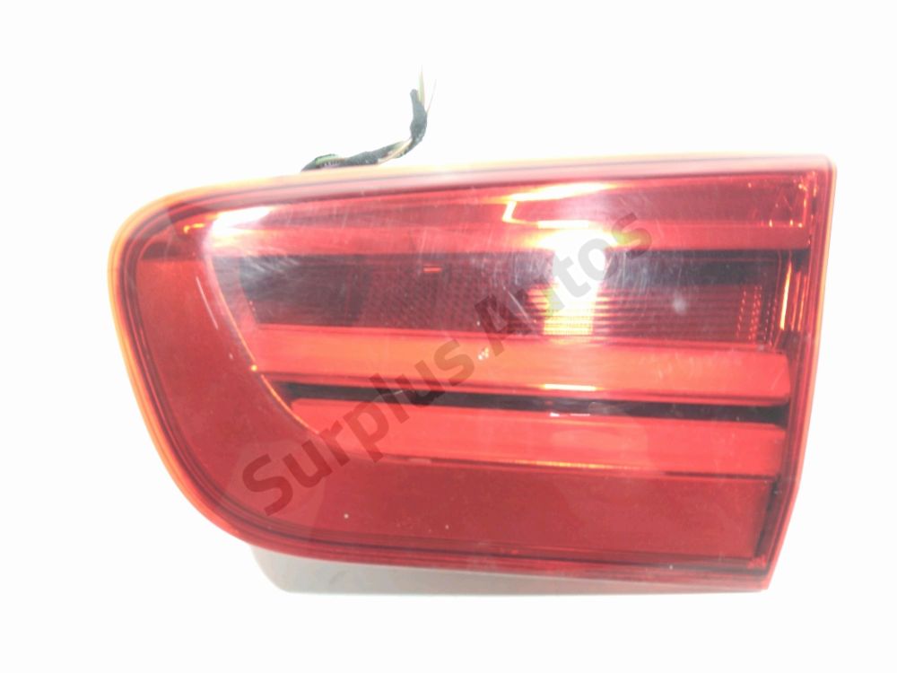 Feu arrière intérieur droit
