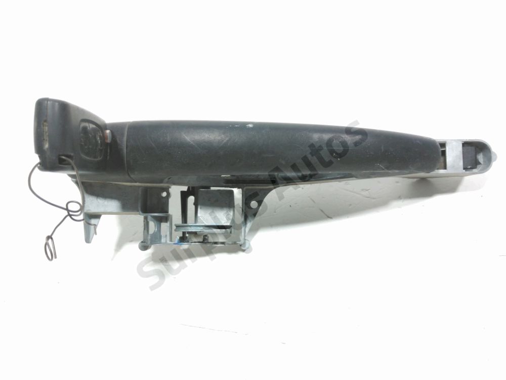 Poignée extérieure avant gauche