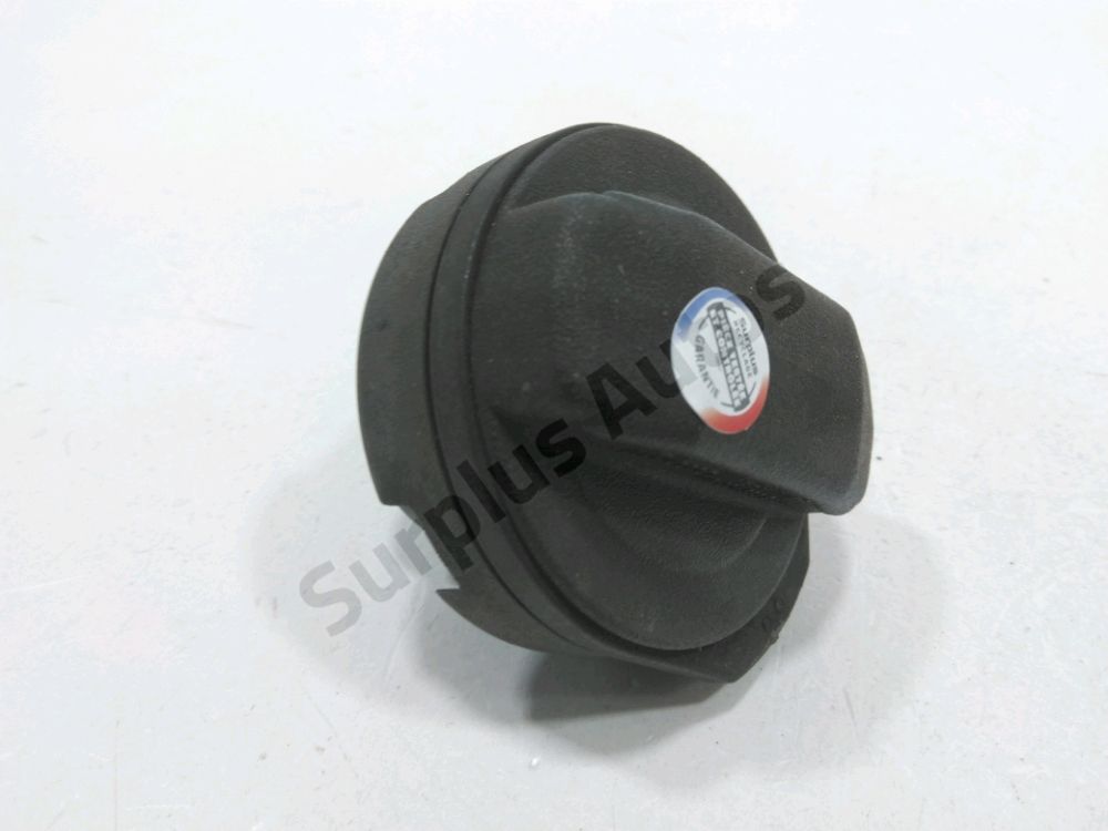 Bouchon de réservoir à carburant