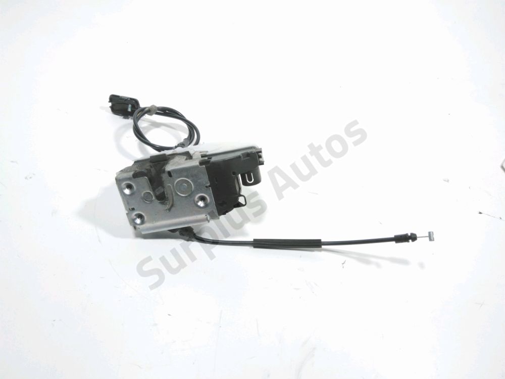 Serrure de porte avant droite