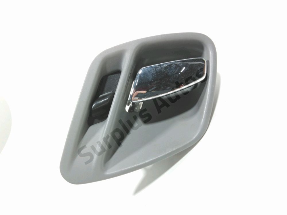 Poignée intérieure porte avant droite