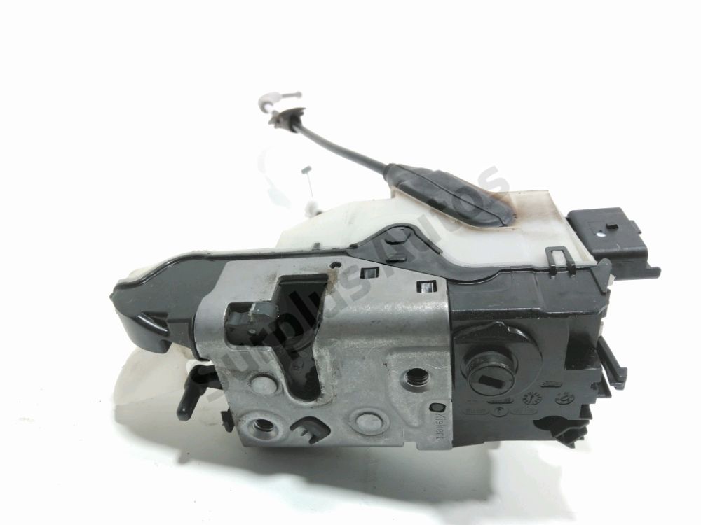 Serrure de porte avant gauche