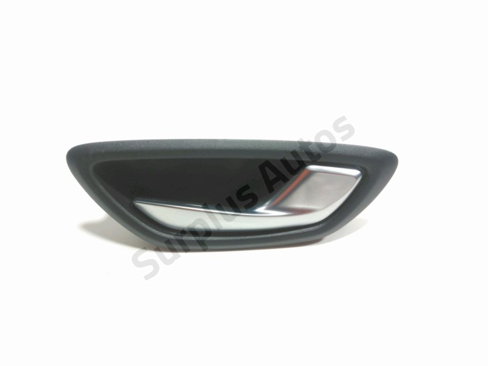 Poignée intérieure porte avant droite