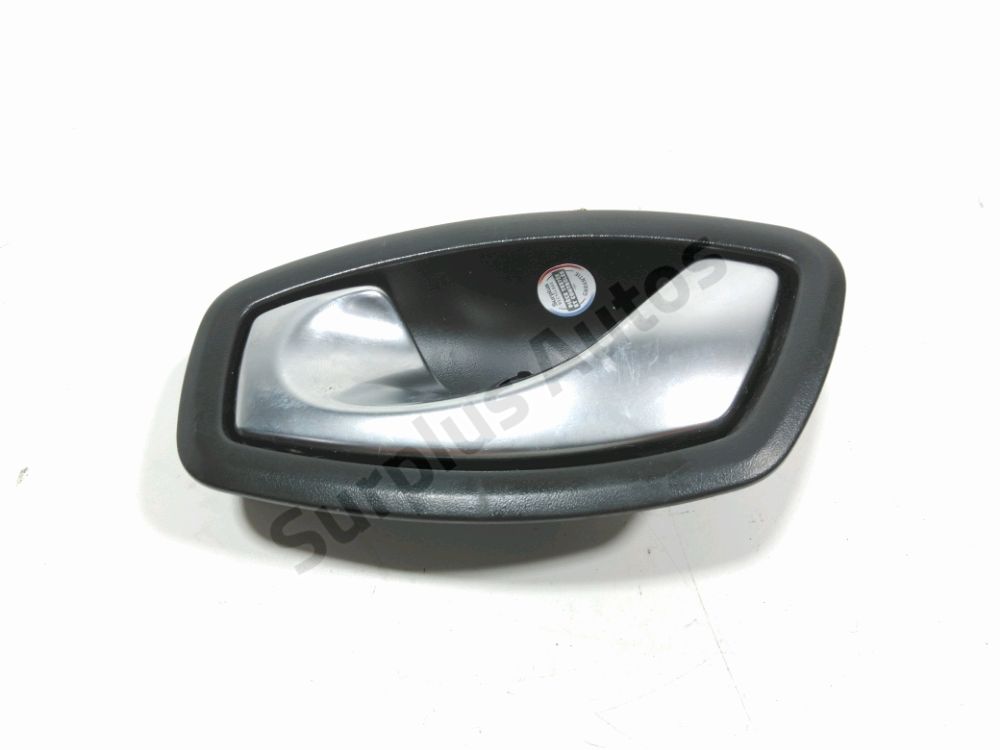 Poignée intérieure porte avant gauche