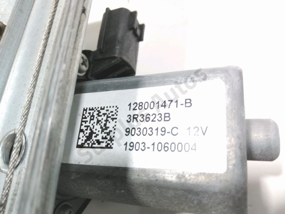 Lève-vitre électrique avant droit