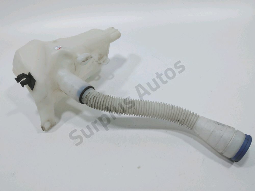 Reservoir de lave glace avant