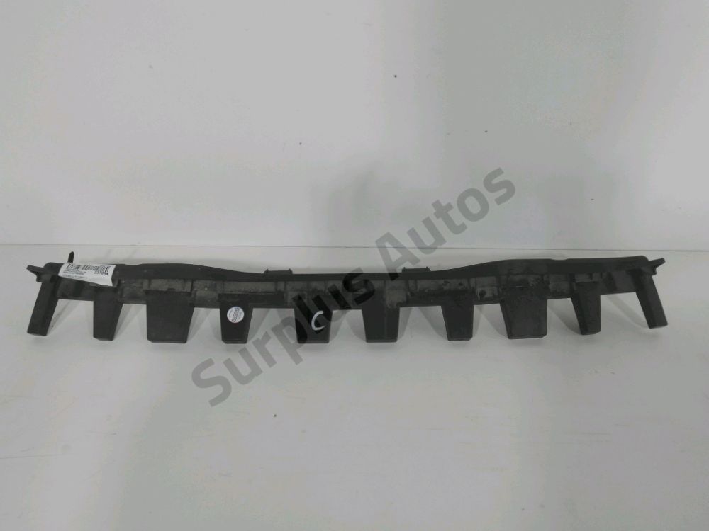 Support central de pare-choc arriere