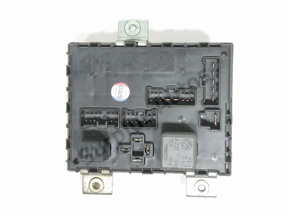 Boite à fusibles habitacle