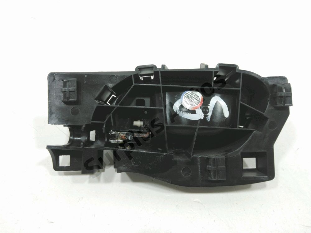 Poignée intérieure porte avant droite