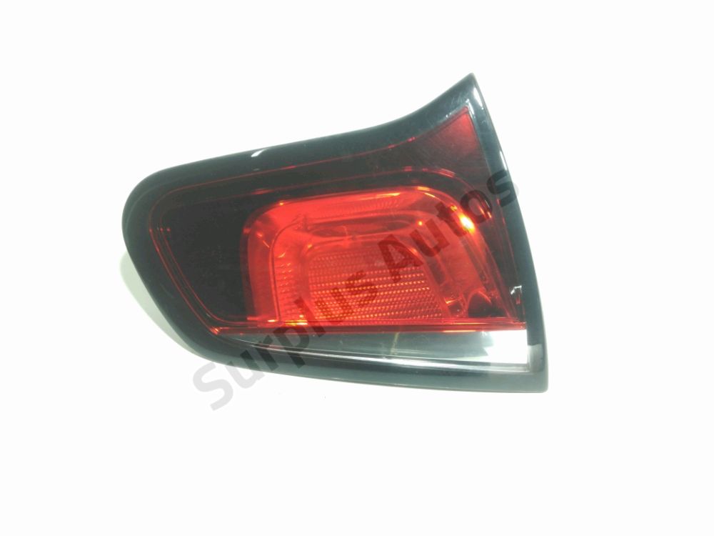 Feu arrière intérieur gauche