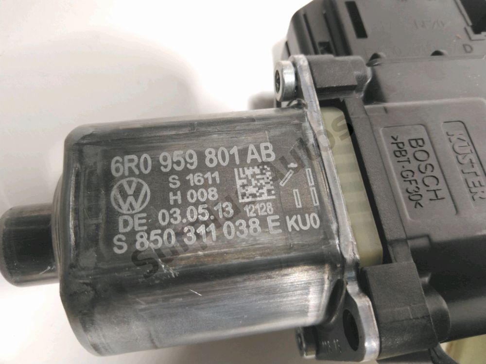 Lève-vitre électrique avant gauche