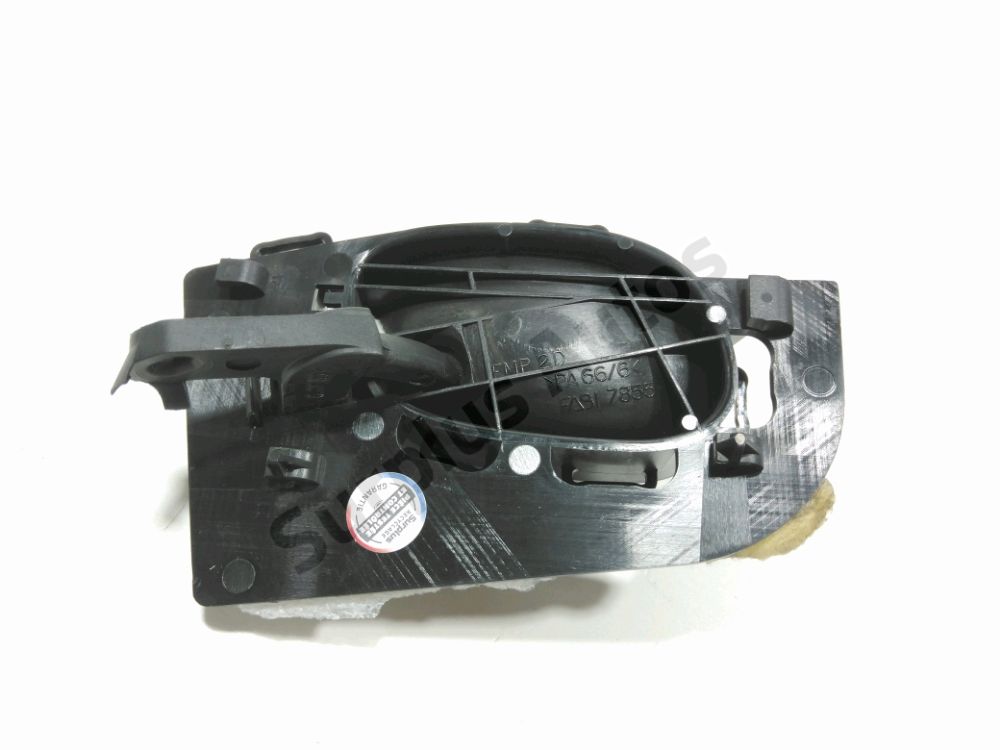 Poignée intérieure porte avant droite