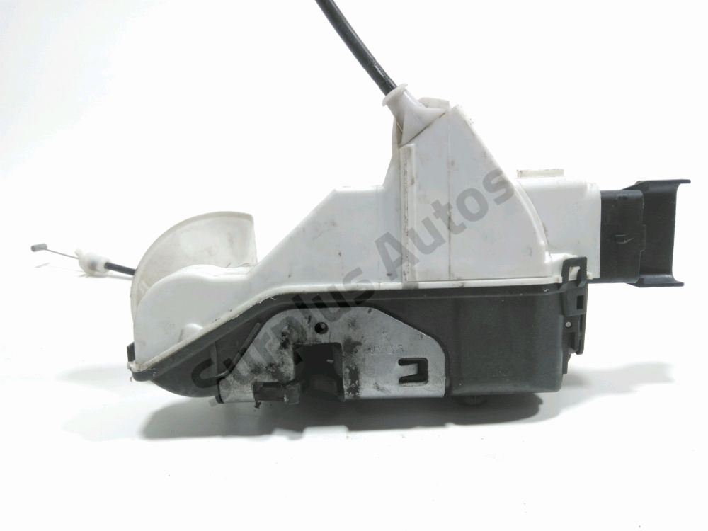 Serrure de porte avant gauche