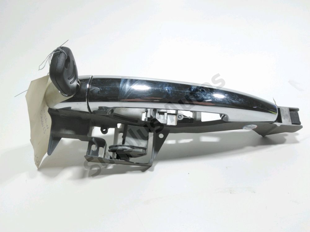 Poignée extérieure avant gauche