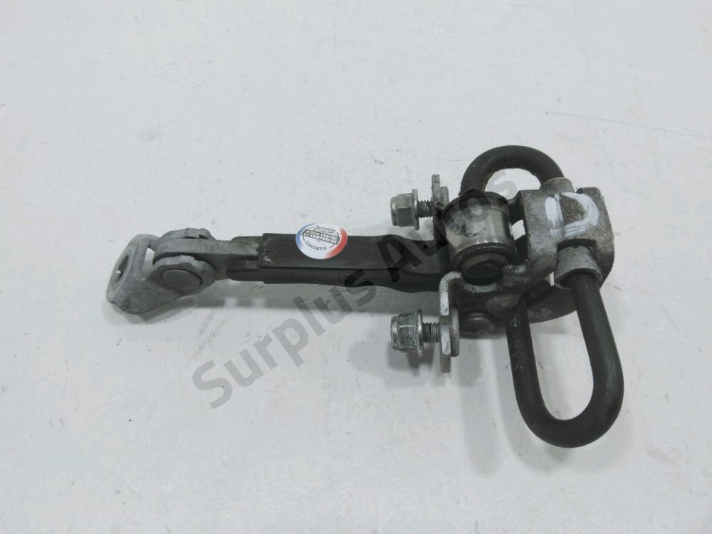 Tirant de porte avant droit