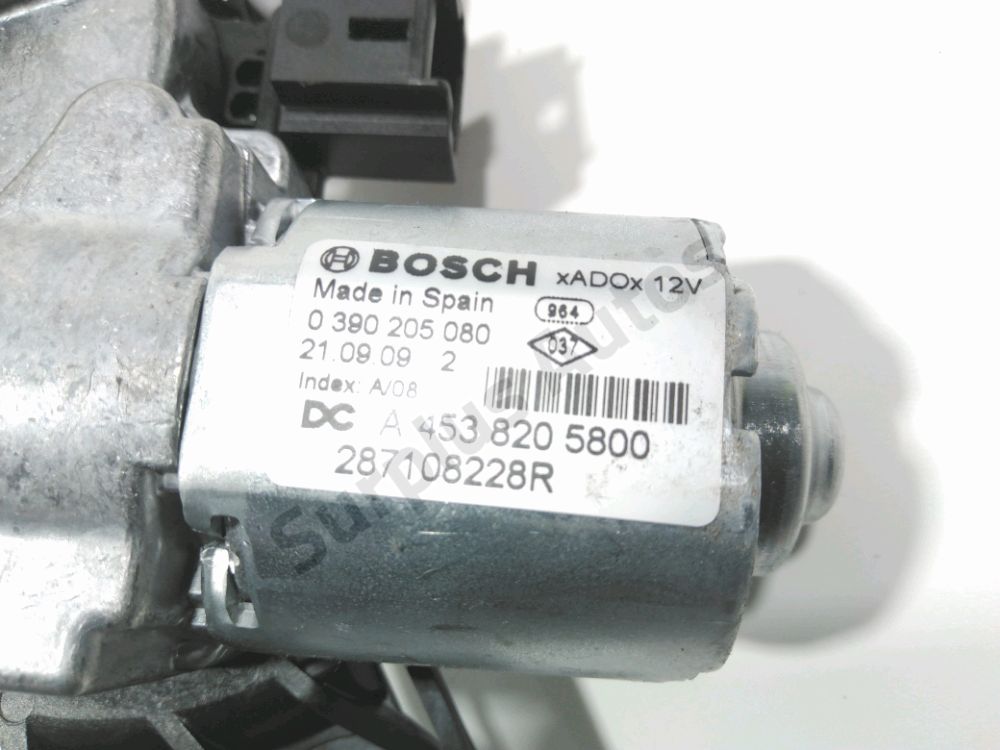 Moteur d'essuie glace arrière