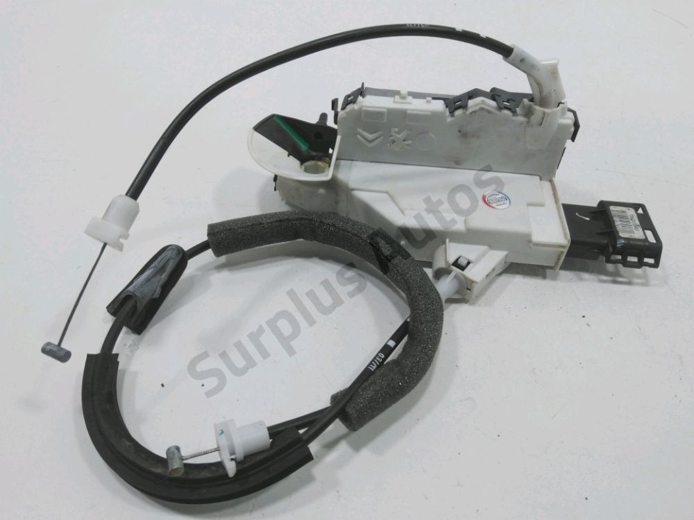 Serrure de porte avant gauche