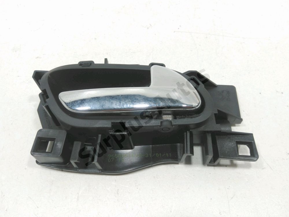 Poignée intérieure porte avant droite