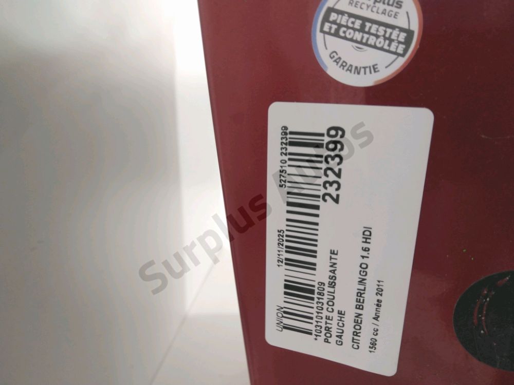 Porte coulissante gauche