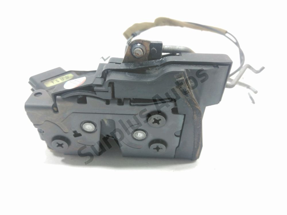 Serrure de porte avant gauche