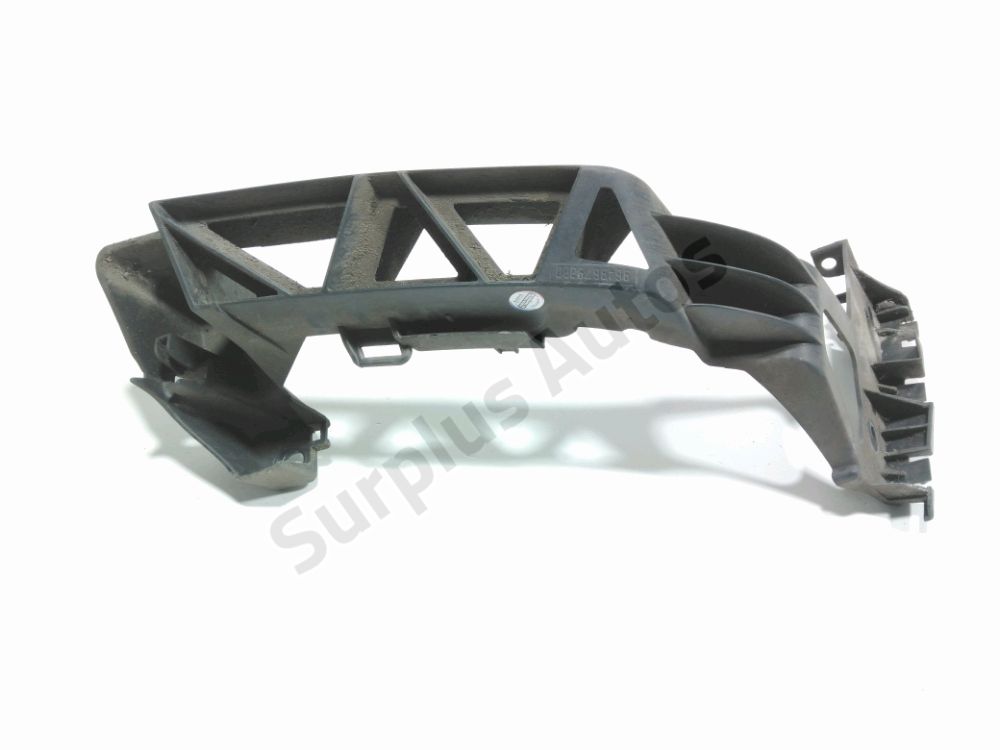 Support gauche de pare-choc arrière