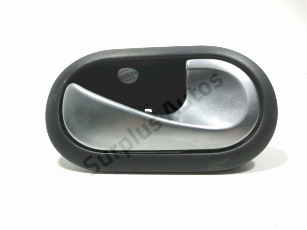 Poignée intérieure porte avant droite