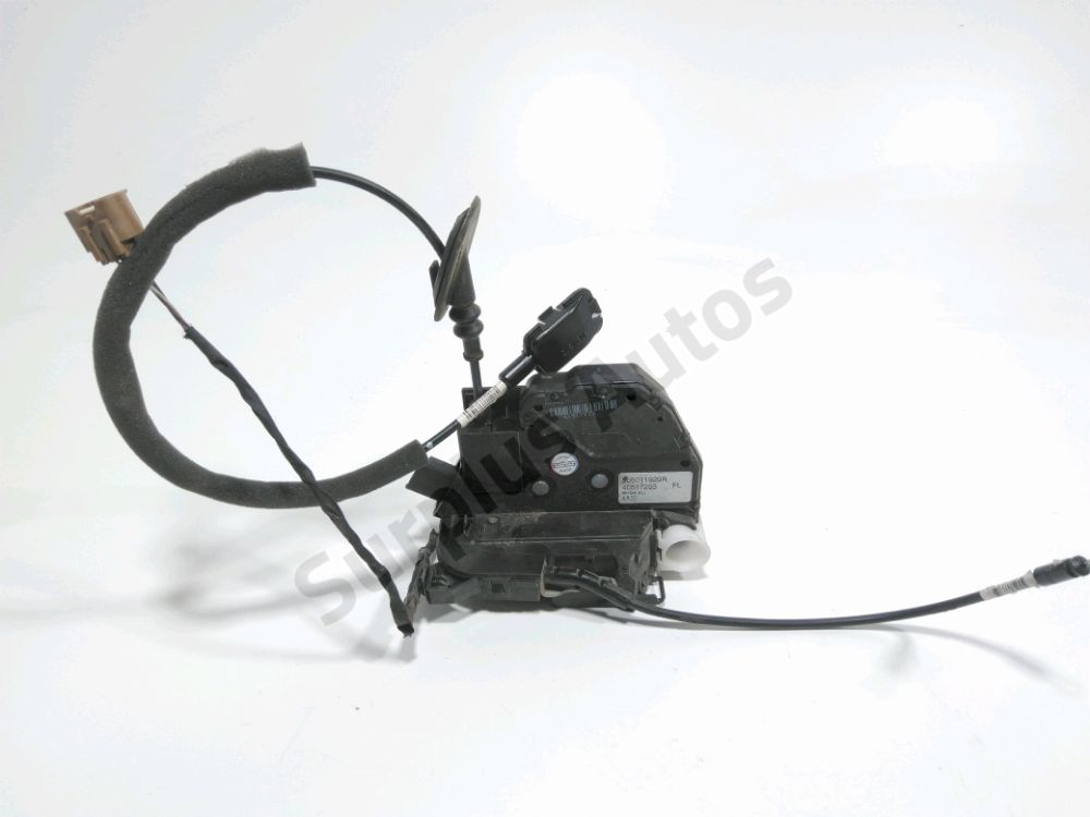 Serrure de porte avant gauche