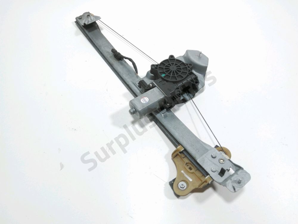 Lève-vitre électrique avant droit