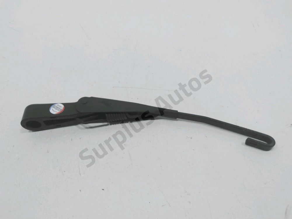 Bras d'essuie-glace arriere