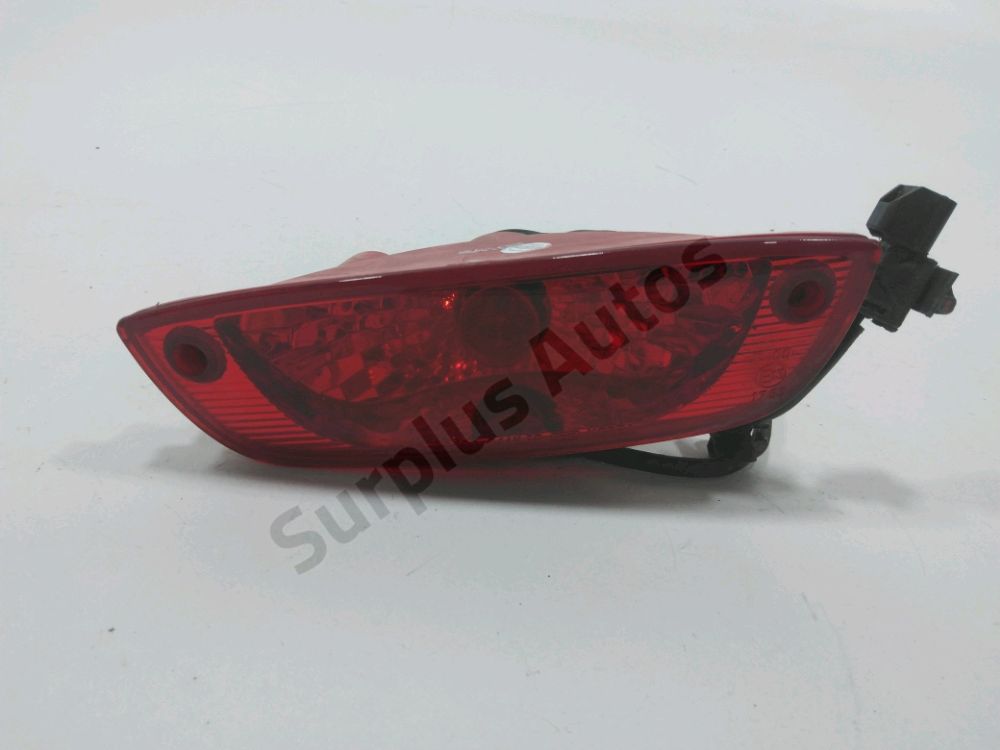 Feu de brouillard arrière central