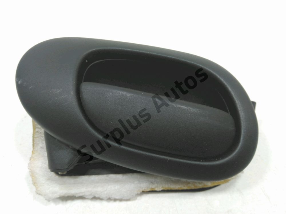 Poignée intérieure porte arrière gauche