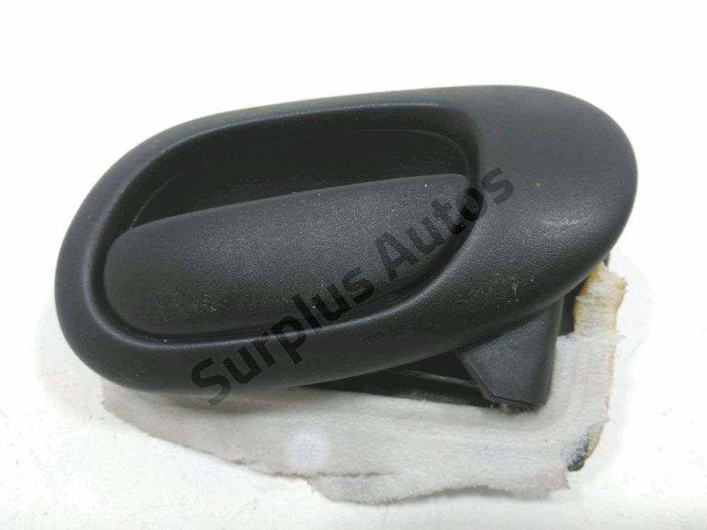 Poignée intérieure porte avant droite