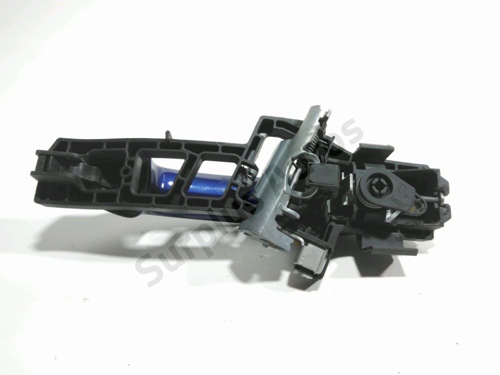 Poignée extérieure avant gauche