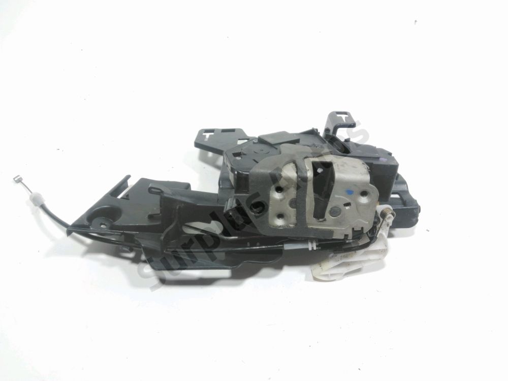 Serrure de porte avant gauche