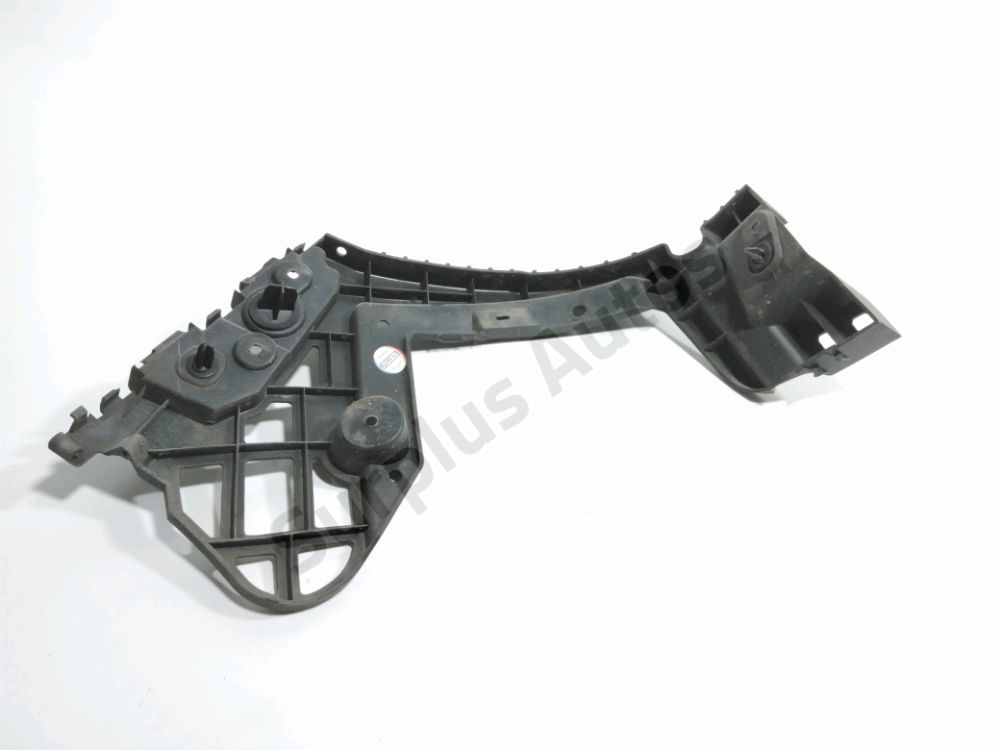 Support droit de pare-choc arrière