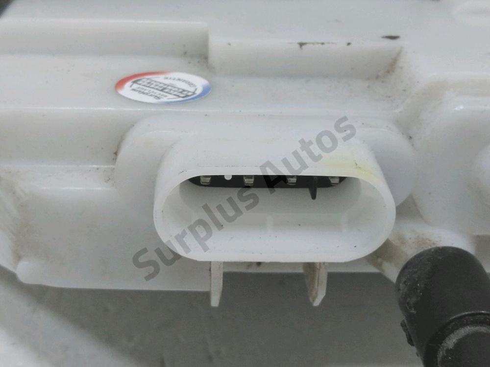 Serrure de porte avant gauche