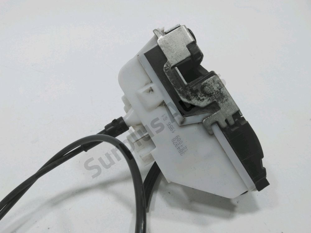 Serrure de porte avant gauche