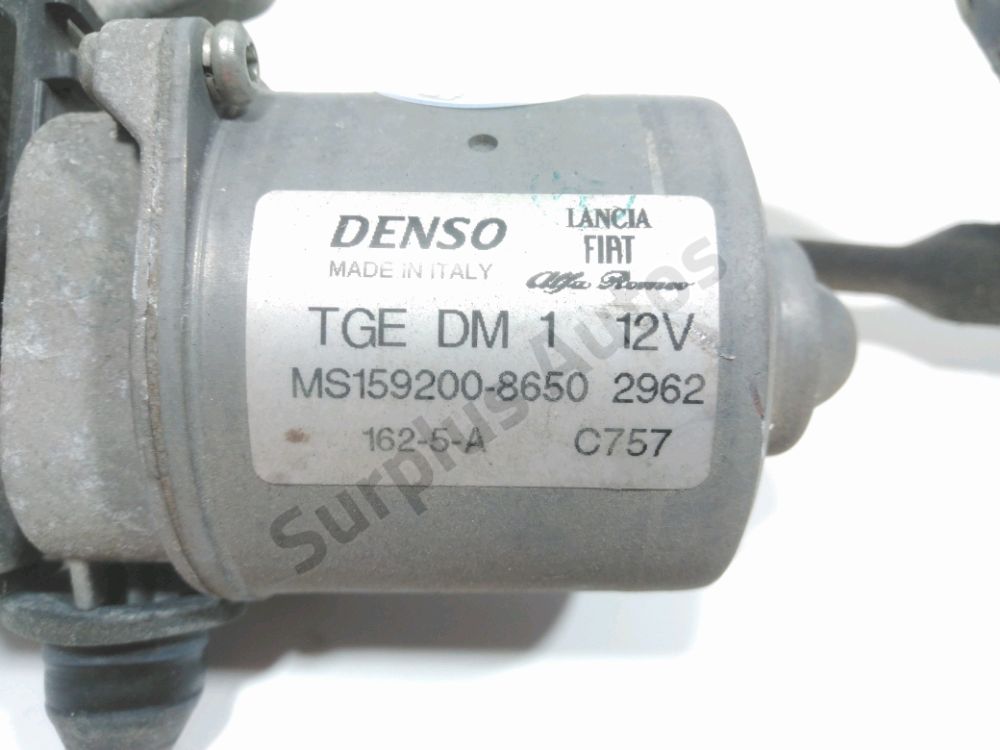 Mécanisme + moteur d'essuie glace avant