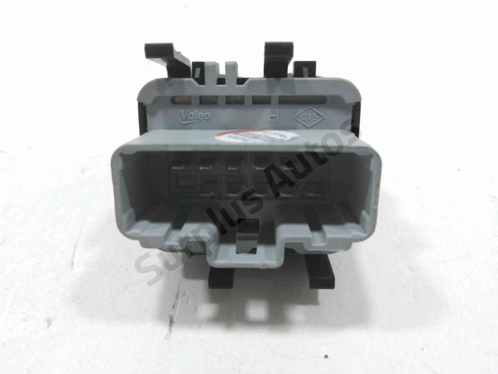 Commande lève-vitre avant gauche