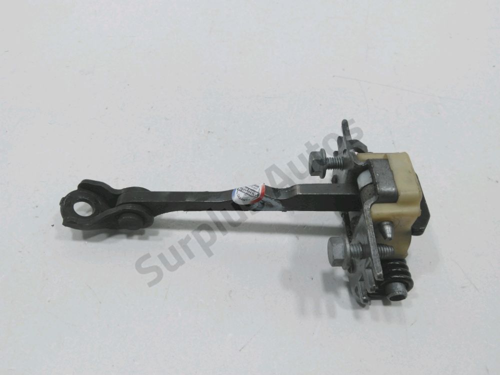 Tirant de porte avant droit