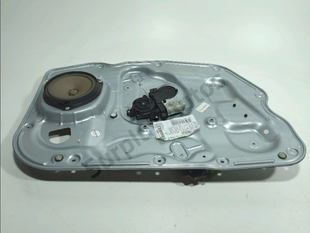 Lève-vitre électrique avant gauche