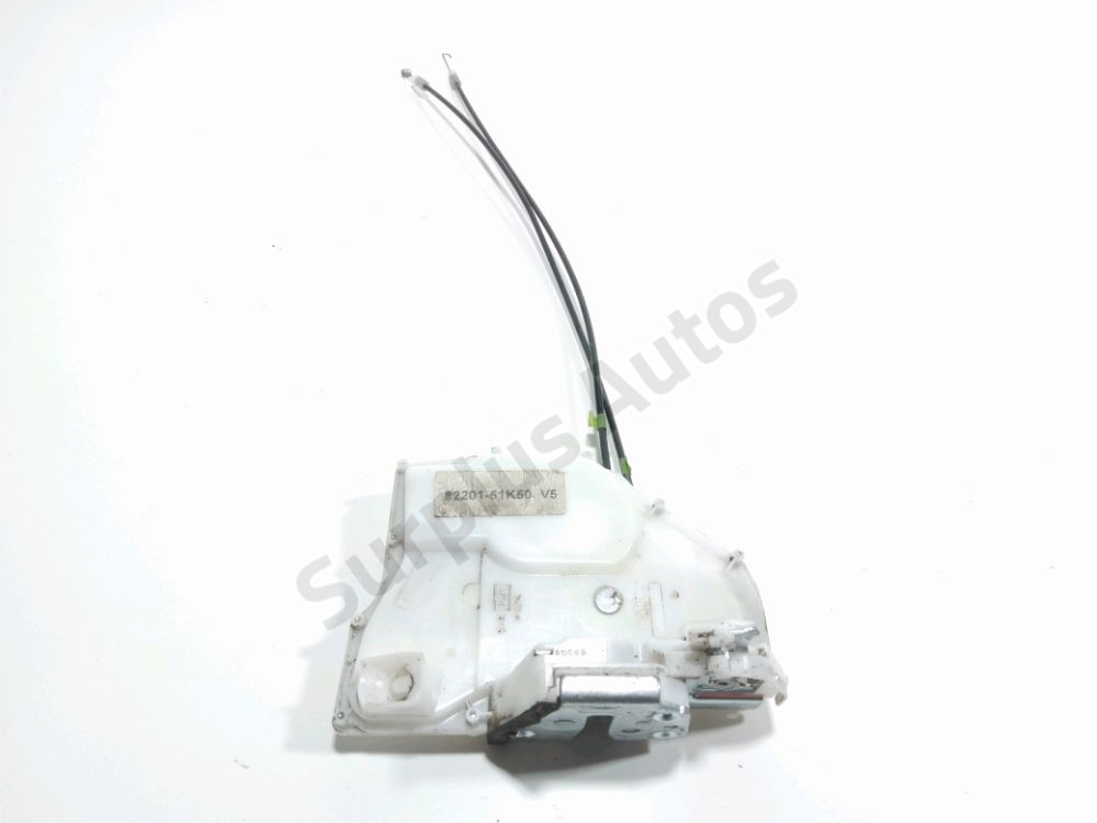 Serrure de porte avant droite